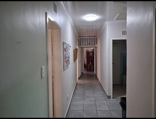 4 BEDROOM FREESTANDING FOR SALE IN STILFONTEIN EXT 4